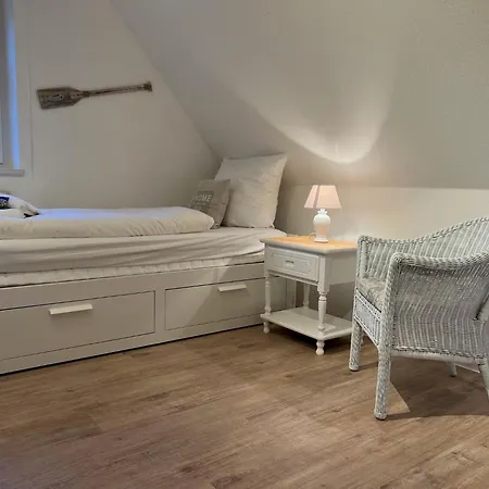 Holiday home Haus Strandherz Hausteil Steuerbord *